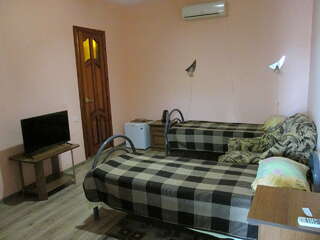 Гостиница Итальянский Дворик Феодосия Двухместный номер с 2 отдельными кроватями-4